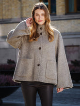 Load image into Gallery viewer, New York Coat
