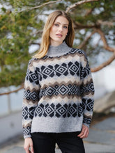 Load image into Gallery viewer, Elvira Pullover